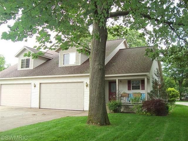 1st image of 15628 164th Ave