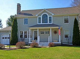 18 Cranston Cir, North Kingstown, RI 02852
