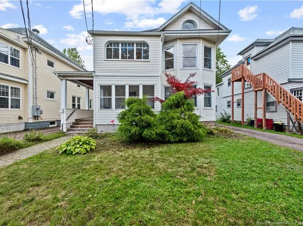 333 Cameron St, Moncton, NB E1C 5Z5