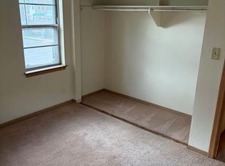 1688 Arona St #10, Saint Paul, MN 55113