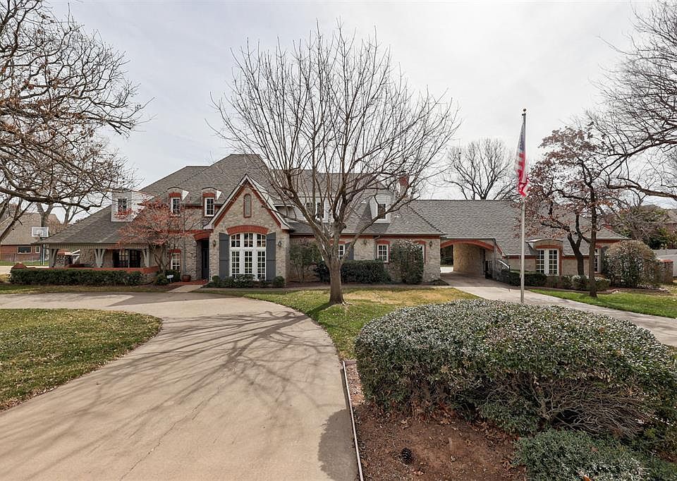 1st image of 1916 Worthington Ln