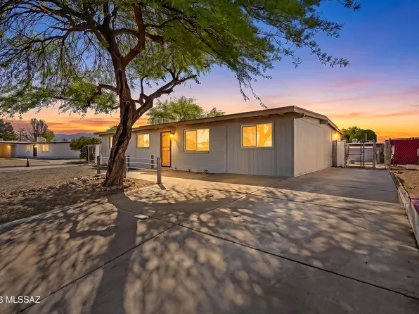 8534 E Ruby Dr, Tucson, AZ 85730
