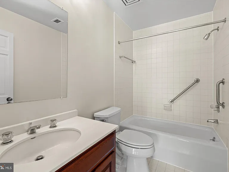 8101 Connecticut Ave #S410 — Photo 28
