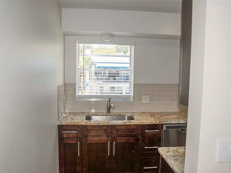 6940 Sunset Dr S #2D — Photo 10