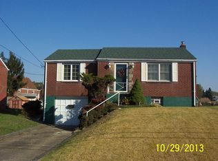 3207 Oakland Dr, McKeesport, PA 15133