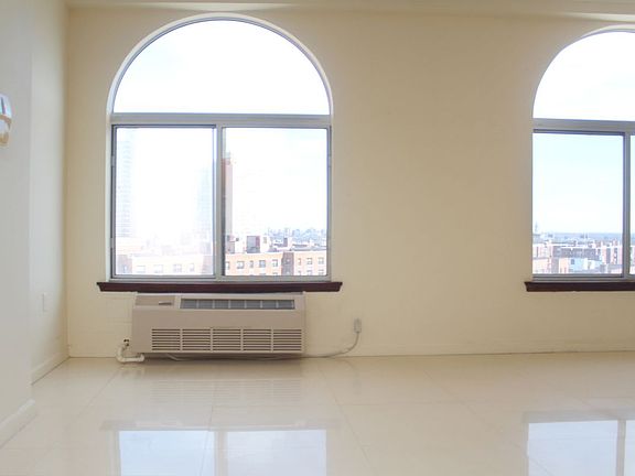 5th image of 10210 Queens Blvd APT 802