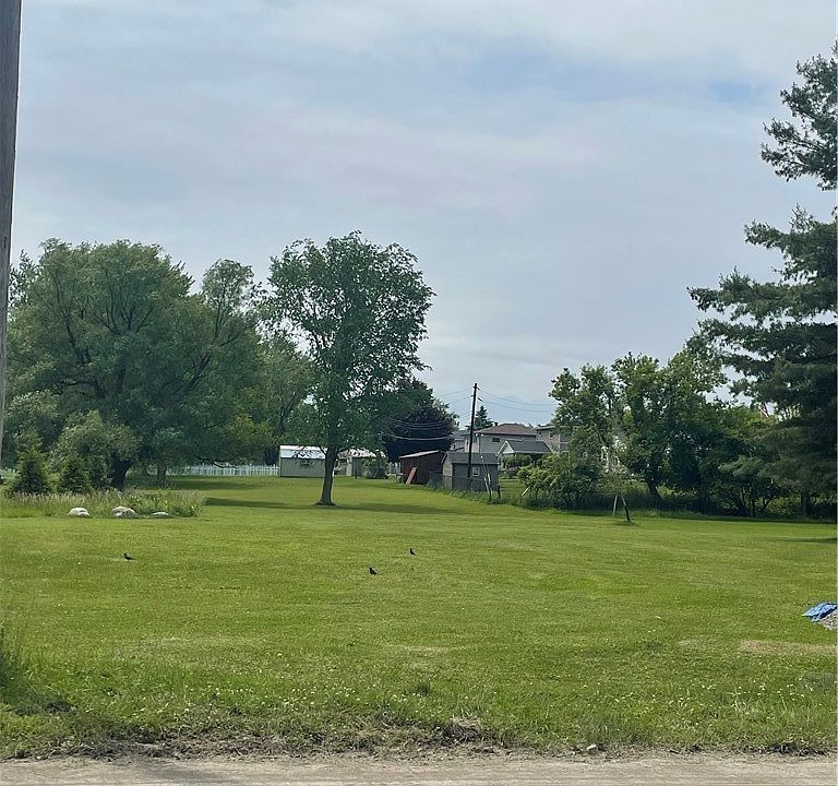 1st image of 125 Terrace Blvd #18