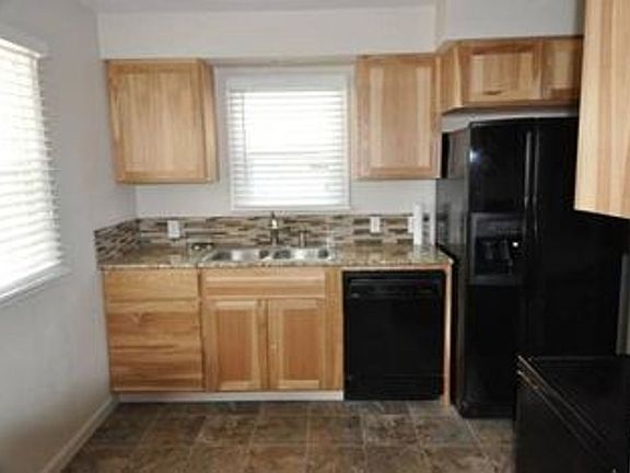 3rd image of 1508 E Wabash Ave