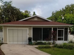 710 Locust St, Tarpon Springs, FL 34689