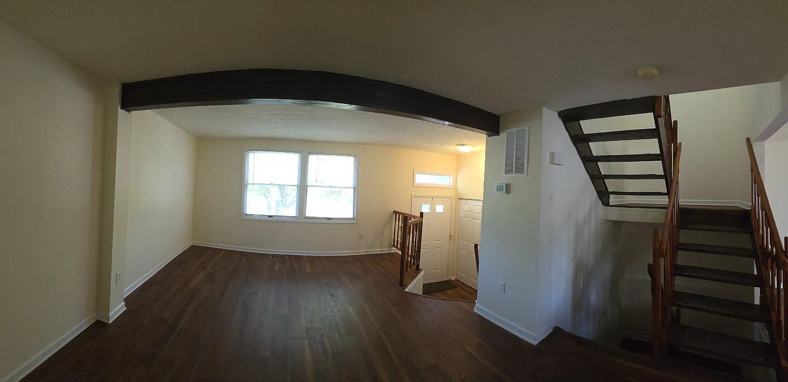 3 bed, 3.5 bath, 1220 sqft, $2,950 — Photo 4