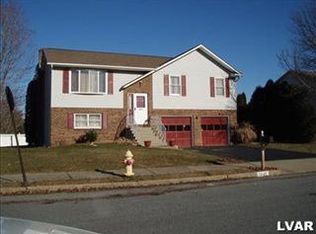 1645 Middle Rd, Bethlehem, PA 18017