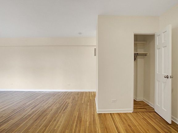 4th image of 5555 Netherland Ave APT 3G