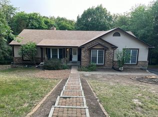 2657 Valley Rd, Chesterfield, MO 63005