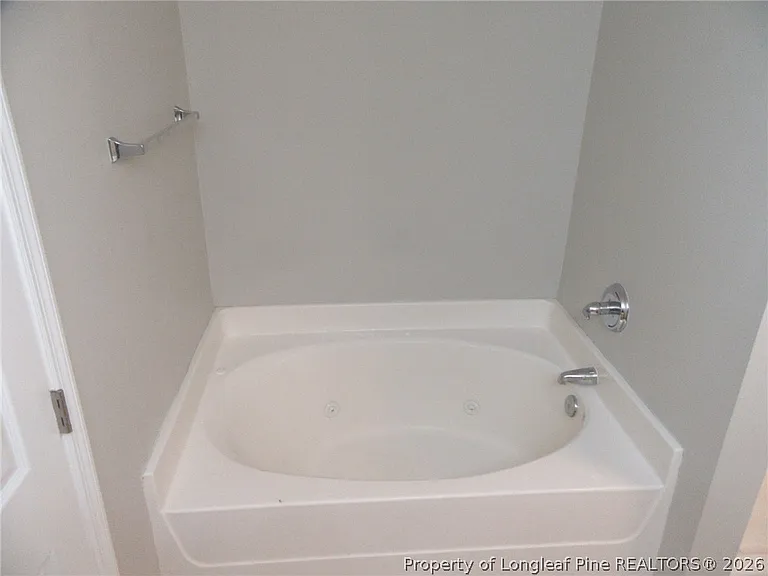 3346-11 Harbour Pointe Pl — Photo 13