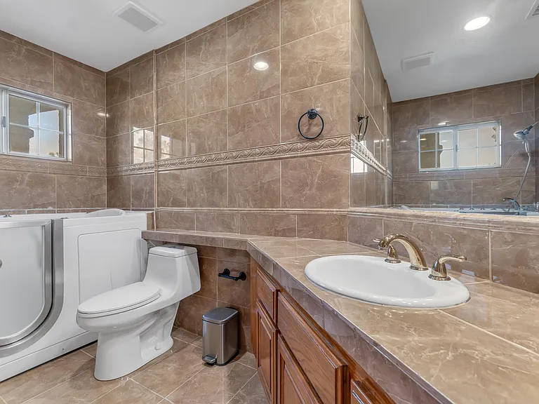 26940 Whitehorse Pl — Photo 19