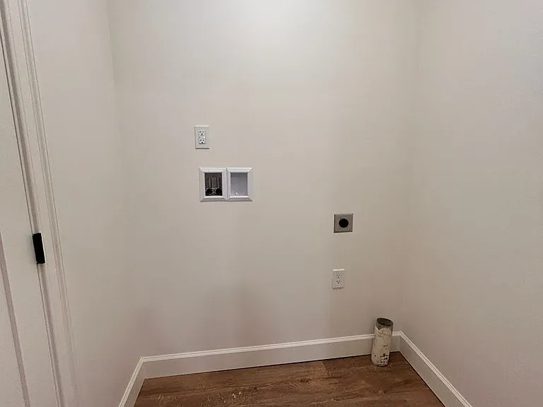 435 Crosswinds Dr — Photo 14