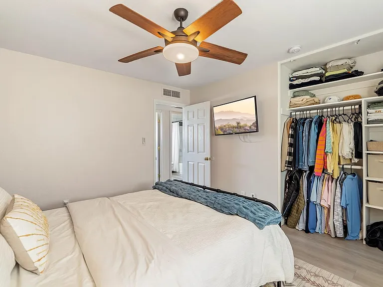 2234 N 74th Way — Photo 31