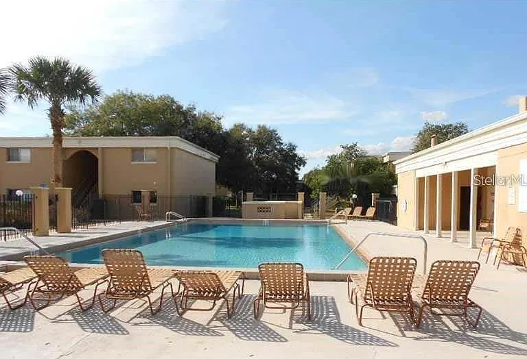 1000 Lake Of The Woods Blvd #F106 — Photo 9