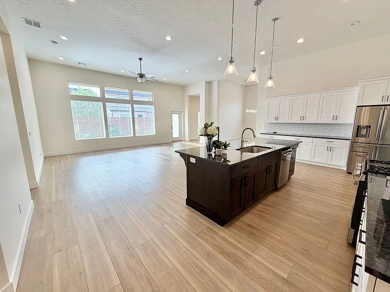 6011 S Bunda Way — Photo 11