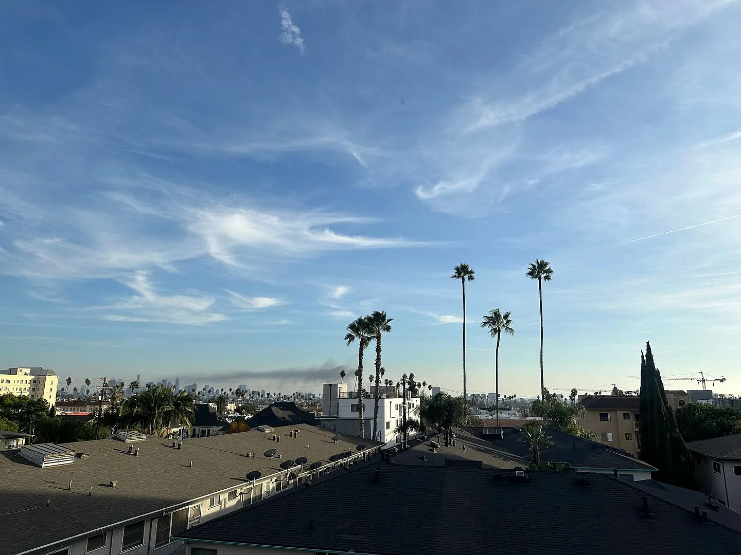 Russell Court Apartments — Photo 3