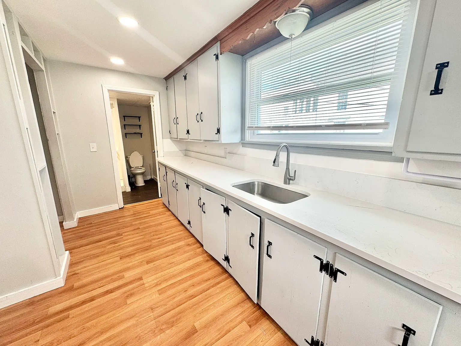 504 Main Street - Apt 1F — Photo 3