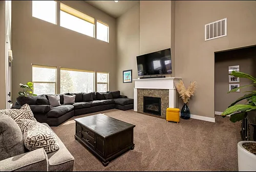 1087 Timber Mountain Ln Photo 1