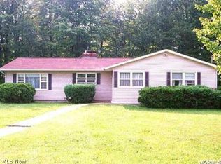 17565 Huntley Rd, Huntsburg, OH 44046