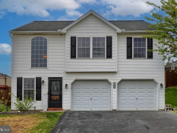 118 Twin Creeks Dr #L-0169, Jonestown, PA 17038