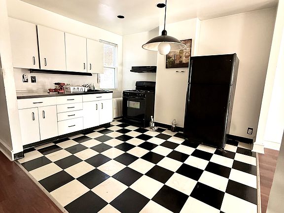 3rd image of 1436 N 54th St Floor 2