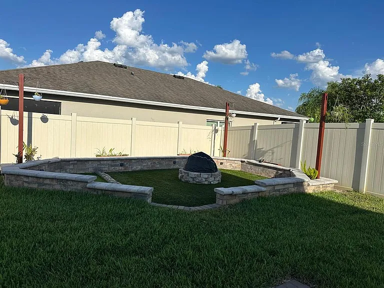 2104 Stillwood Way — Photo 26