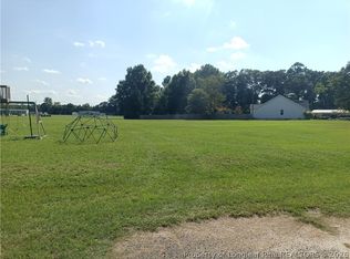 112 Lakeview Dr, Red Springs, NC 28377