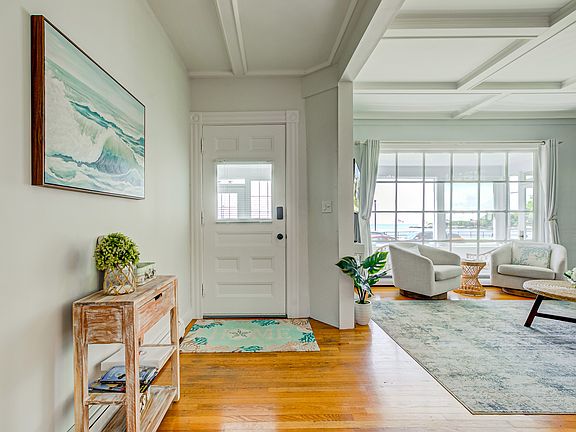 5th image of 117 Western Ave #1