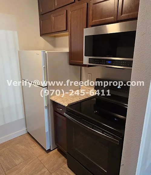 N 21st St 1300 - Chateau — Photo 12