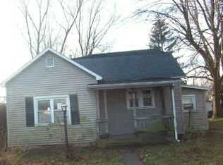 621 E Main St, Hoopeston, IL 60942