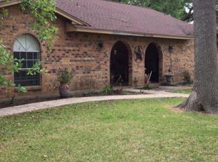 107 Haven St, Lake Jackson, TX 77566