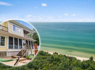 876 S Beach St, Pentwater, MI 49449