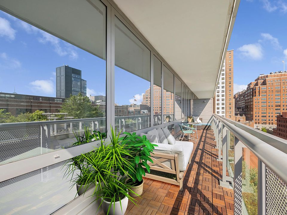 1st image of 450 W 17th St APT 1108