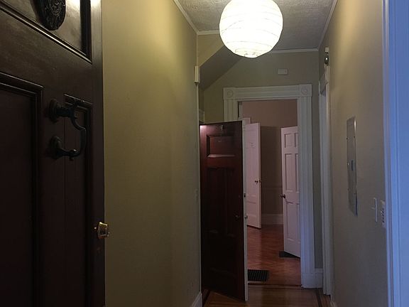 4th image of 13 Wyoming St #1