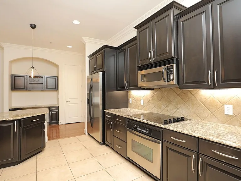 2120 Kipling St #402 — Photo 8