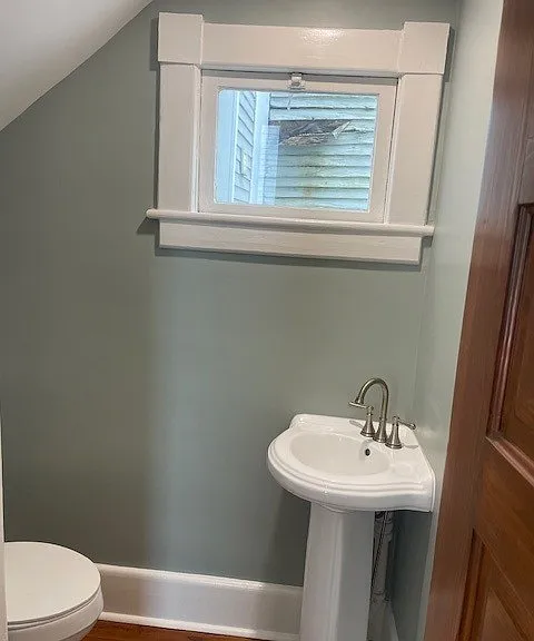 718 E Henry St — Photo 21