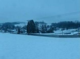 Mills Rd, Saint Clairsville, OH