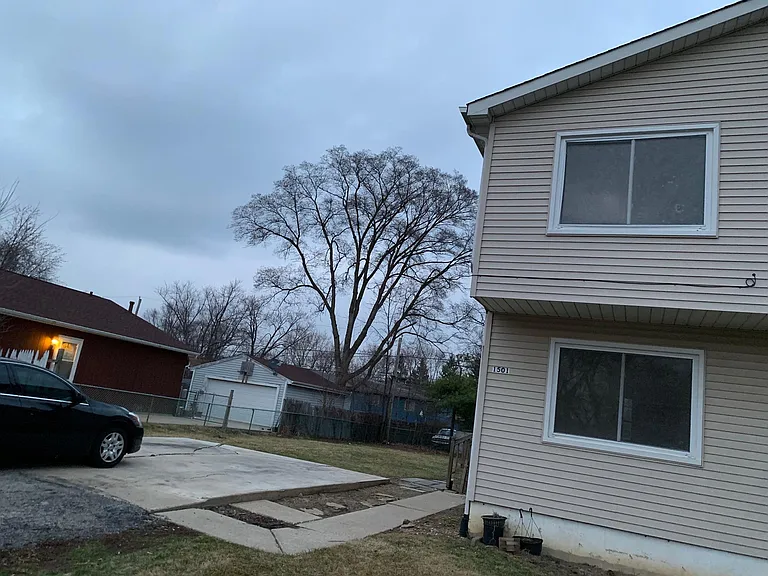 1501 Maple Dr — Photo 11