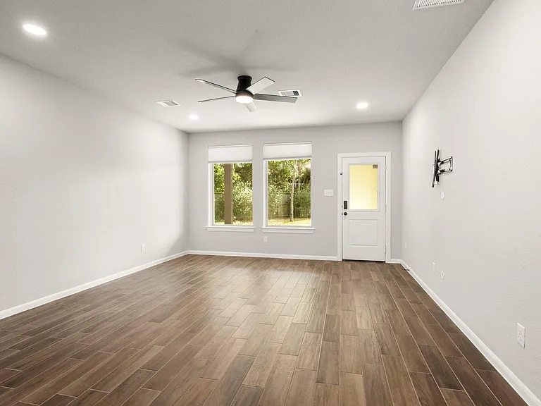 104 Winged Elm Ct — Photo 15