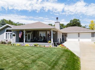 5406 Main St, Running Water, SD 57062