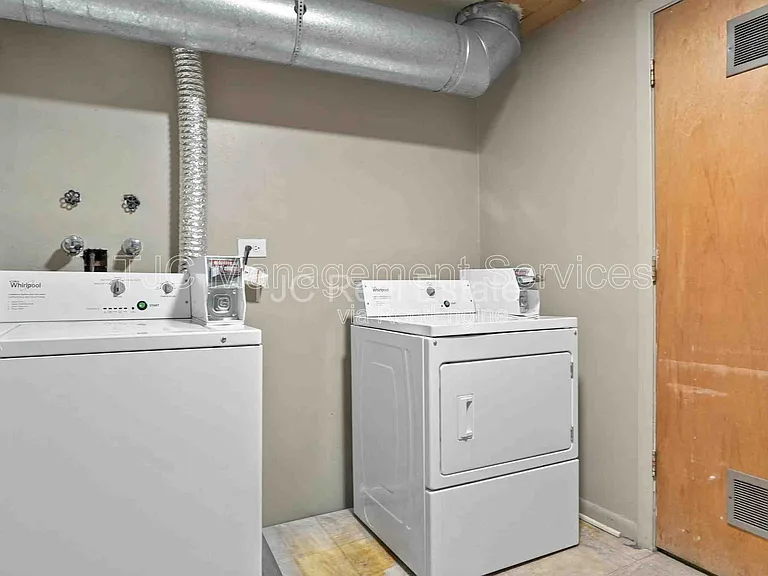 42 N Pearl St #303 — Photo 9