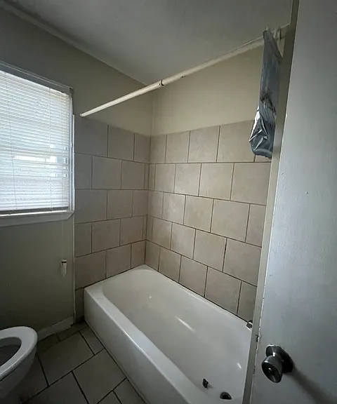 1653 Downing Cir — Photo 4