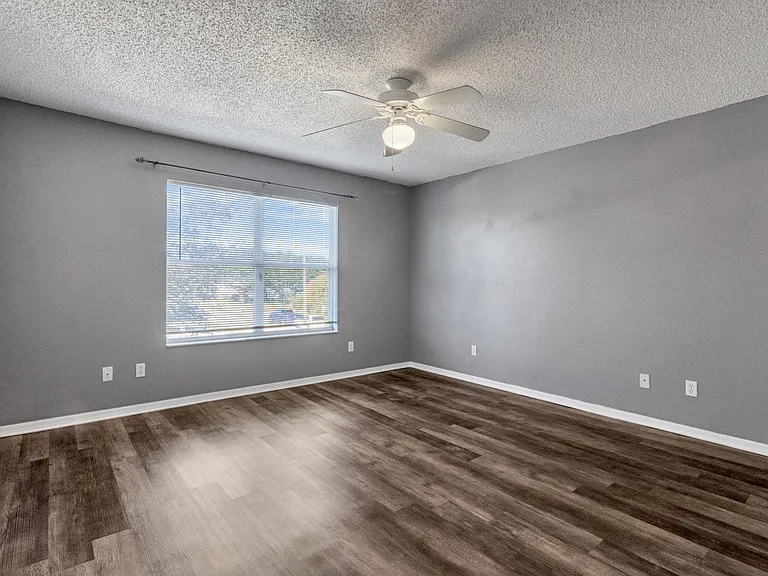 5604 Florence Harbor Dr — Photo 29