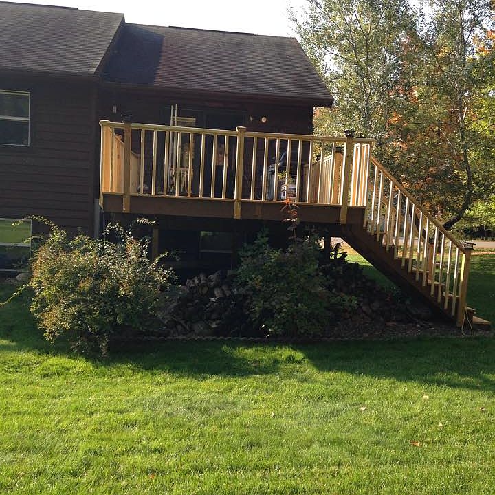 2nd image of 1806 Lily Ln