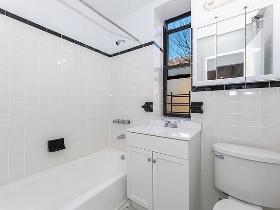 5th image of 204 Sherman Ave APT 4F