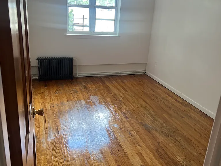 3237 Olinville Ave — Photo 4